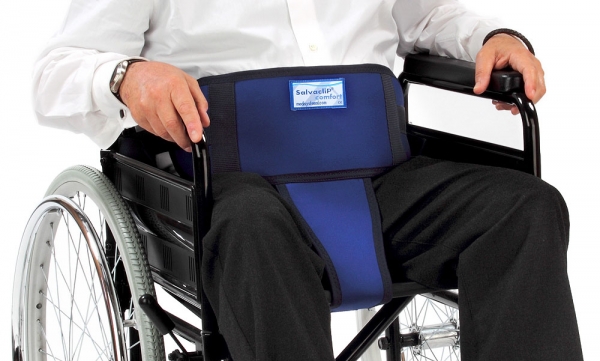 Salvaclip Comfort Cinturón con perineal para silla de ruedas