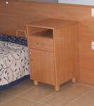 Mesita de noche geriatrica MENORCA